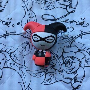 ♦️Adorable little Harley Quinn figure!